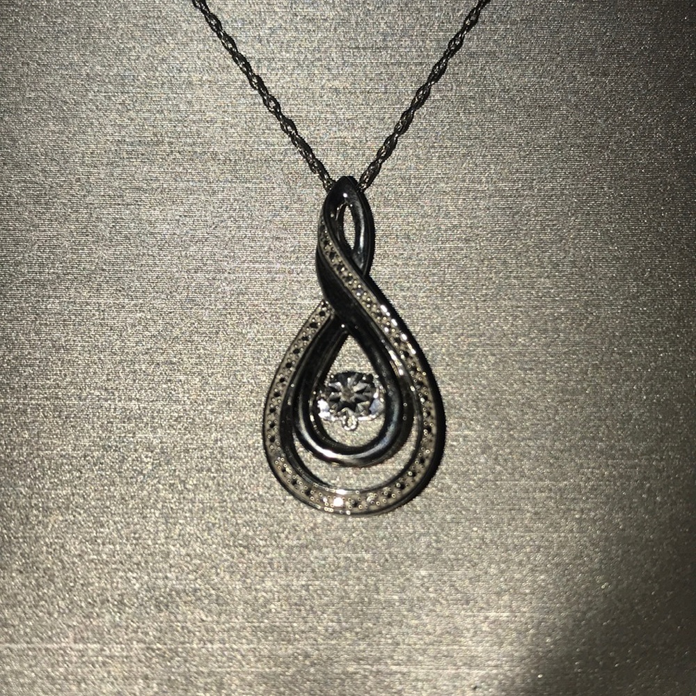 Diamond necklace - Picture 2 of 2